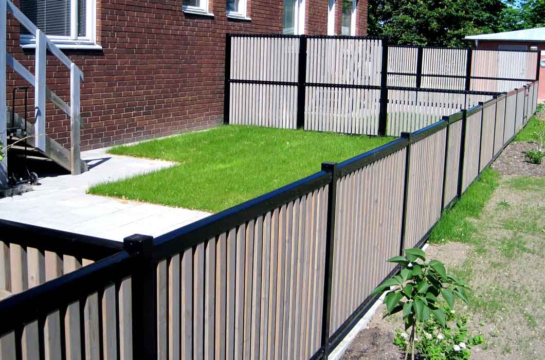 Staket och skärmvägg